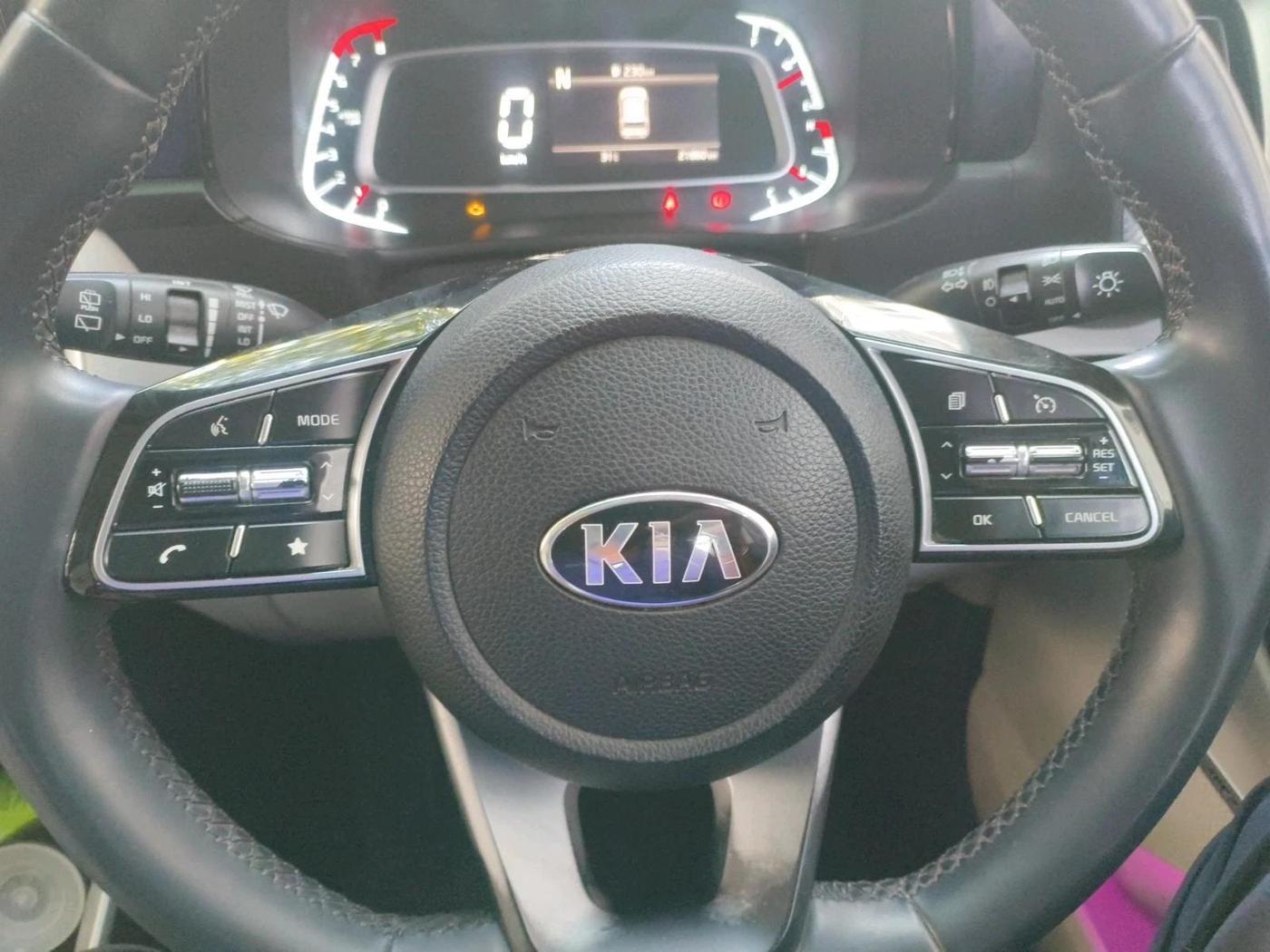 2020 KIA SONET HTX PLUS 1.0 IMT, Petrol, Manual, 21,860 km, interior
