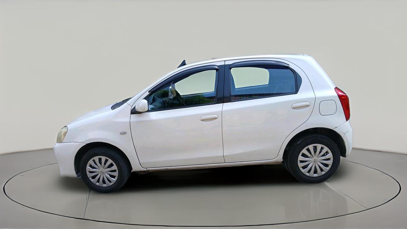 2012 Toyota Etios Liva G, Petrol, Manual, 35,091 km, exterior