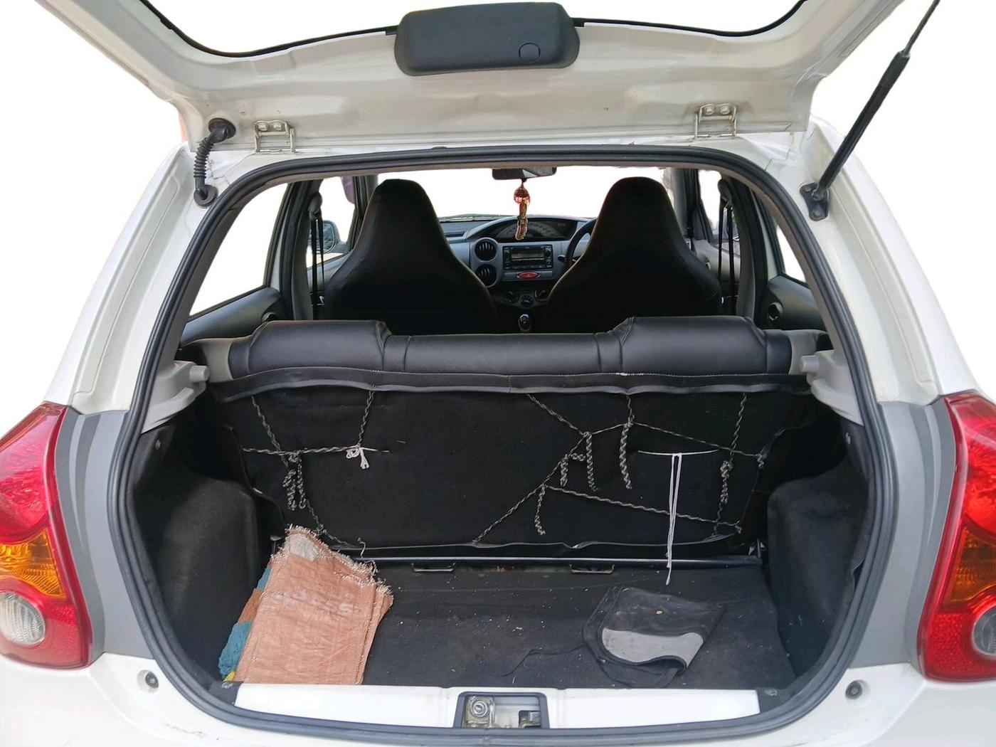 2012 Toyota Etios Liva G, Petrol, Manual, 35,091 km, exterior