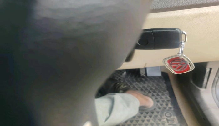 2012 Volkswagen Vento HIGHLINE DIESEL 1.6, Diesel, Manual, 1,04,656 km, interior