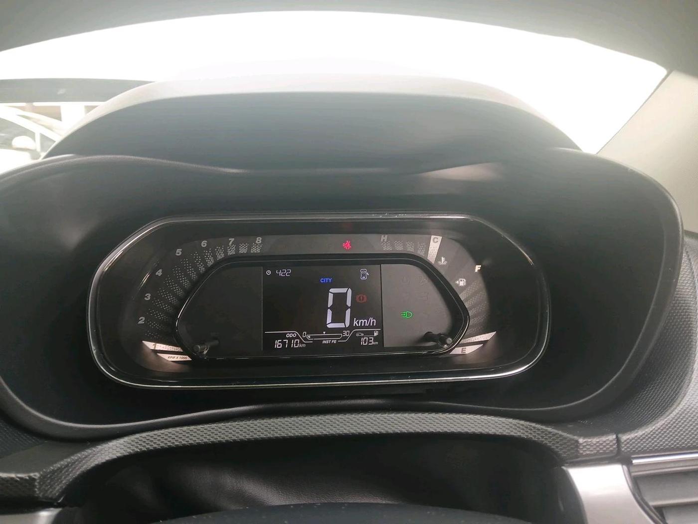 2022 Tata NEXON XM PETROL, Petrol, Manual, 16,710 km, interior