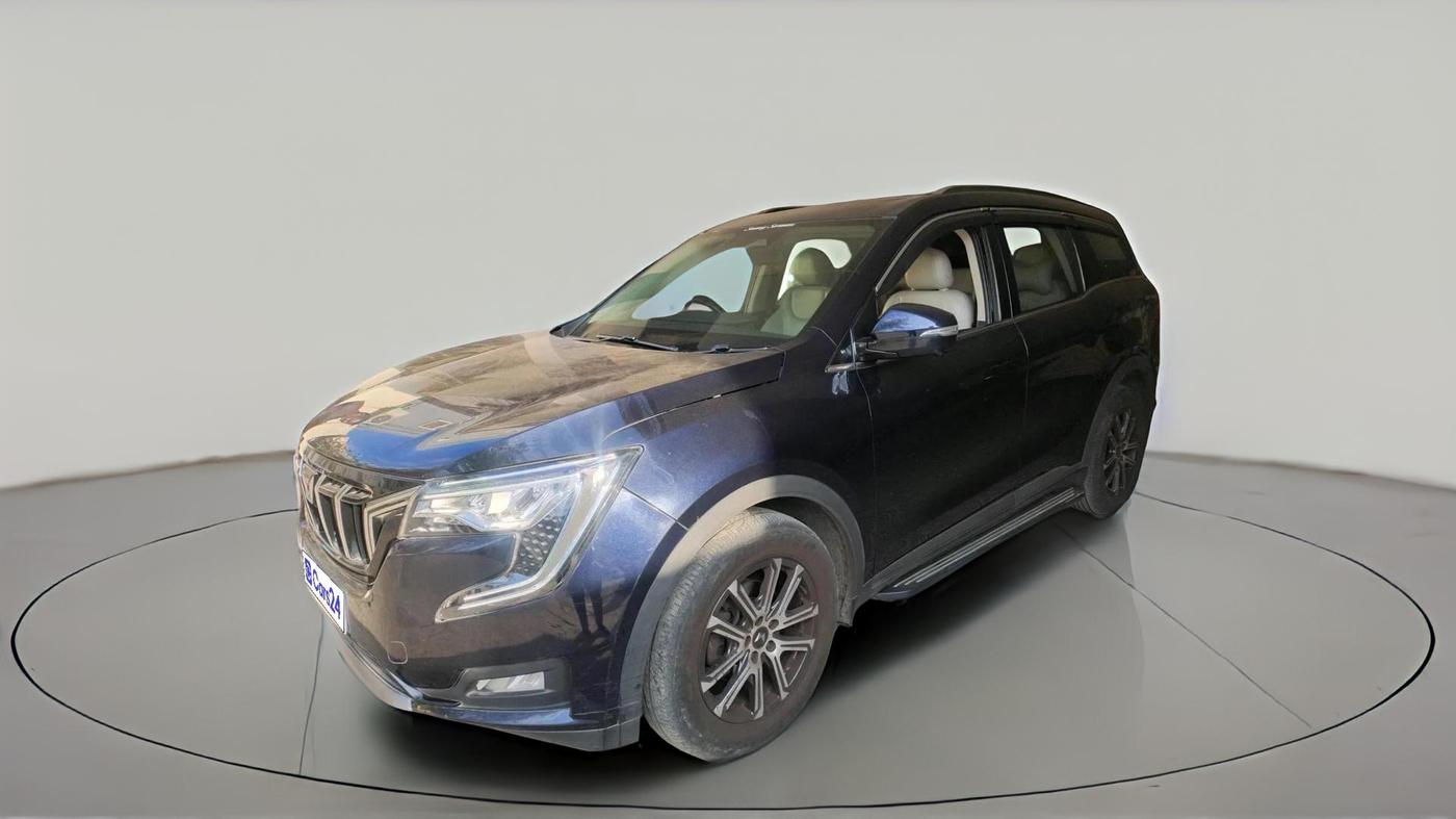 2023 Mahindra XUV700 AX 7 LUXURY P AT 7 STR, Petrol, Automatic, 48,258 km, exterior