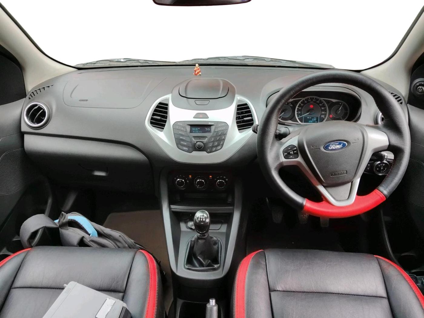 2016 Ford New Figo TREND 1.2 PETROL, Petrol, Manual, 69,872 km, interior