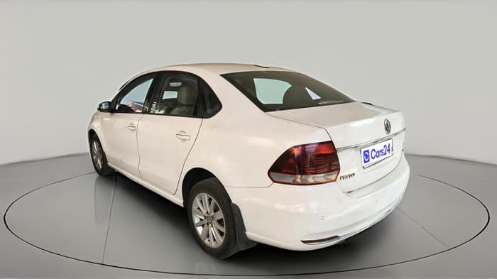 2016 Volkswagen Vento HIGHLINE 1.5 AT, Diesel, Automatic, 2,12,146 km, exterior