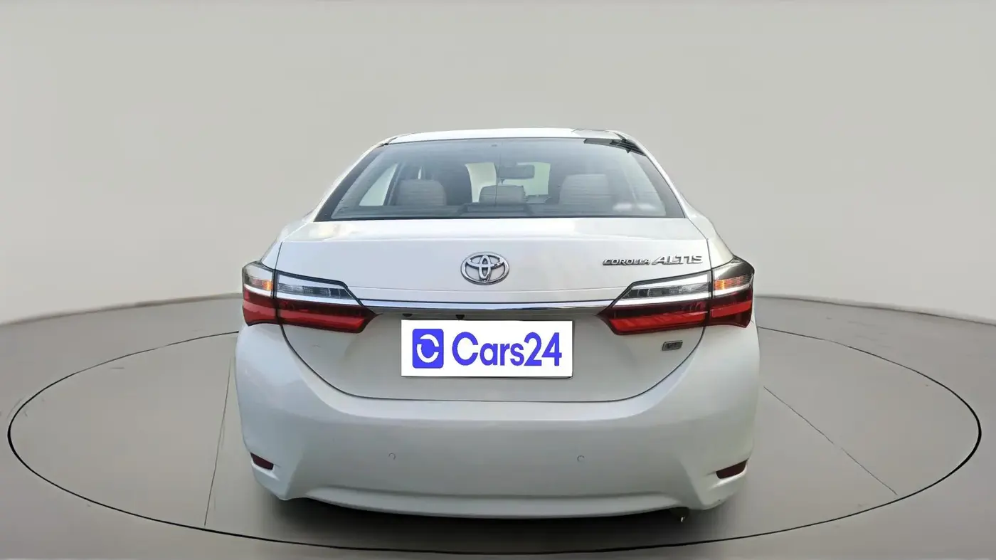 2017 Toyota Corolla Altis VL CVT PETROL, Petrol, Automatic, 1,24,242 km, exterior