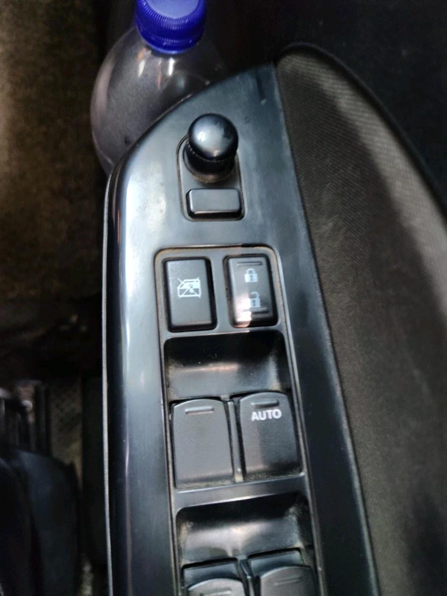 2015 Maruti Swift VDI, Diesel, Manual, 2,41,936 km, interior