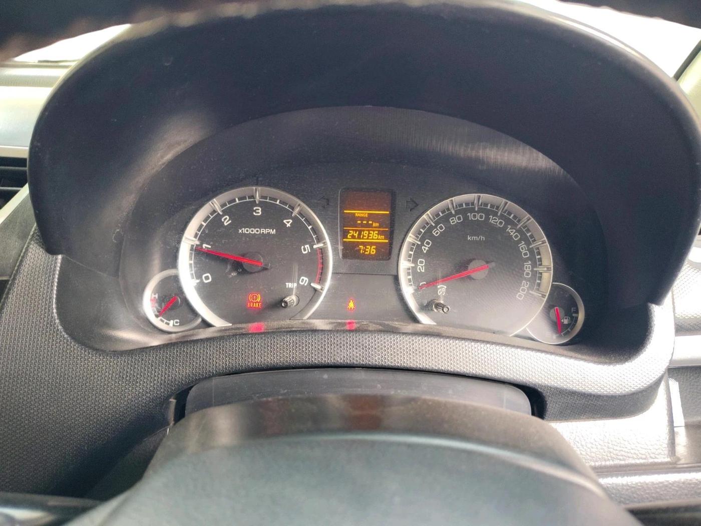 2015 Maruti Swift VDI, Diesel, Manual, 2,41,936 km, interior