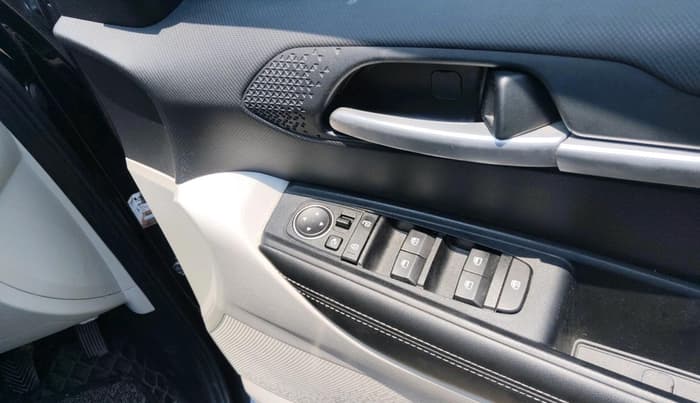 2023 KIA SONET HTX Anniversary Edition 1.5 iMT, Diesel, Manual, 46,458 km, interior