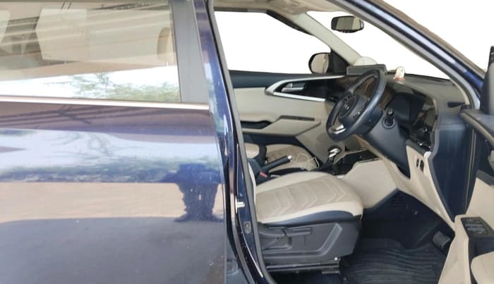 2023 KIA CARENS  LUXURY (O)1.5 TURBO DCT 7 STR, Petrol, Automatic, 31,277 km, interior