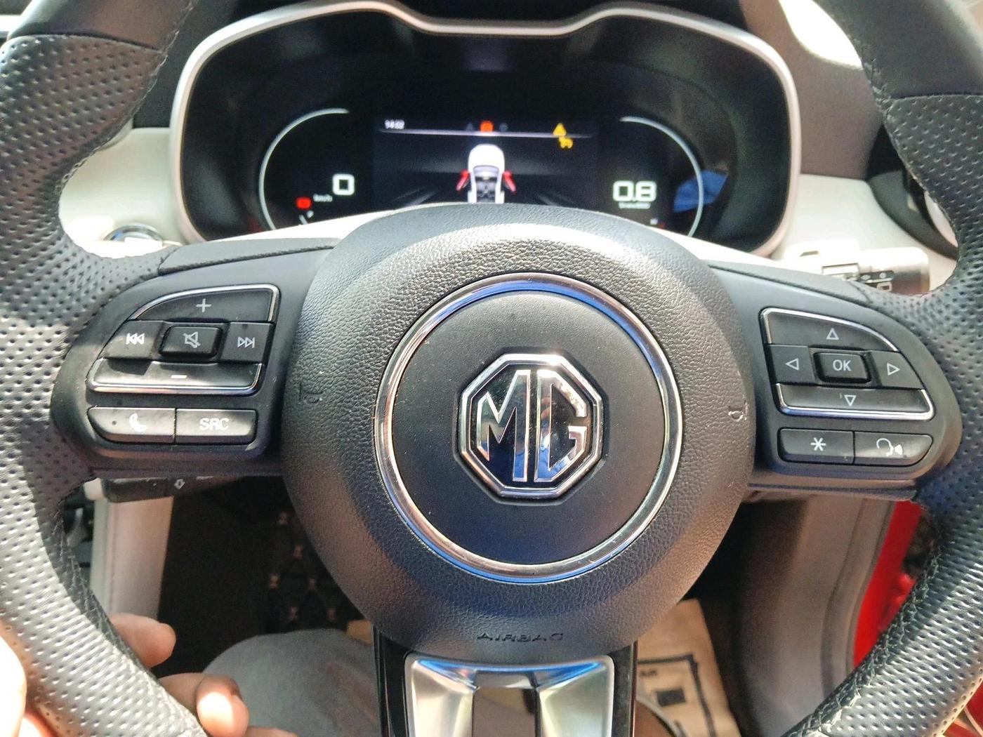 2024 MG ASTOR Select 1.5 MT (Ivory), Petrol, Manual, 25,302 km, interior
