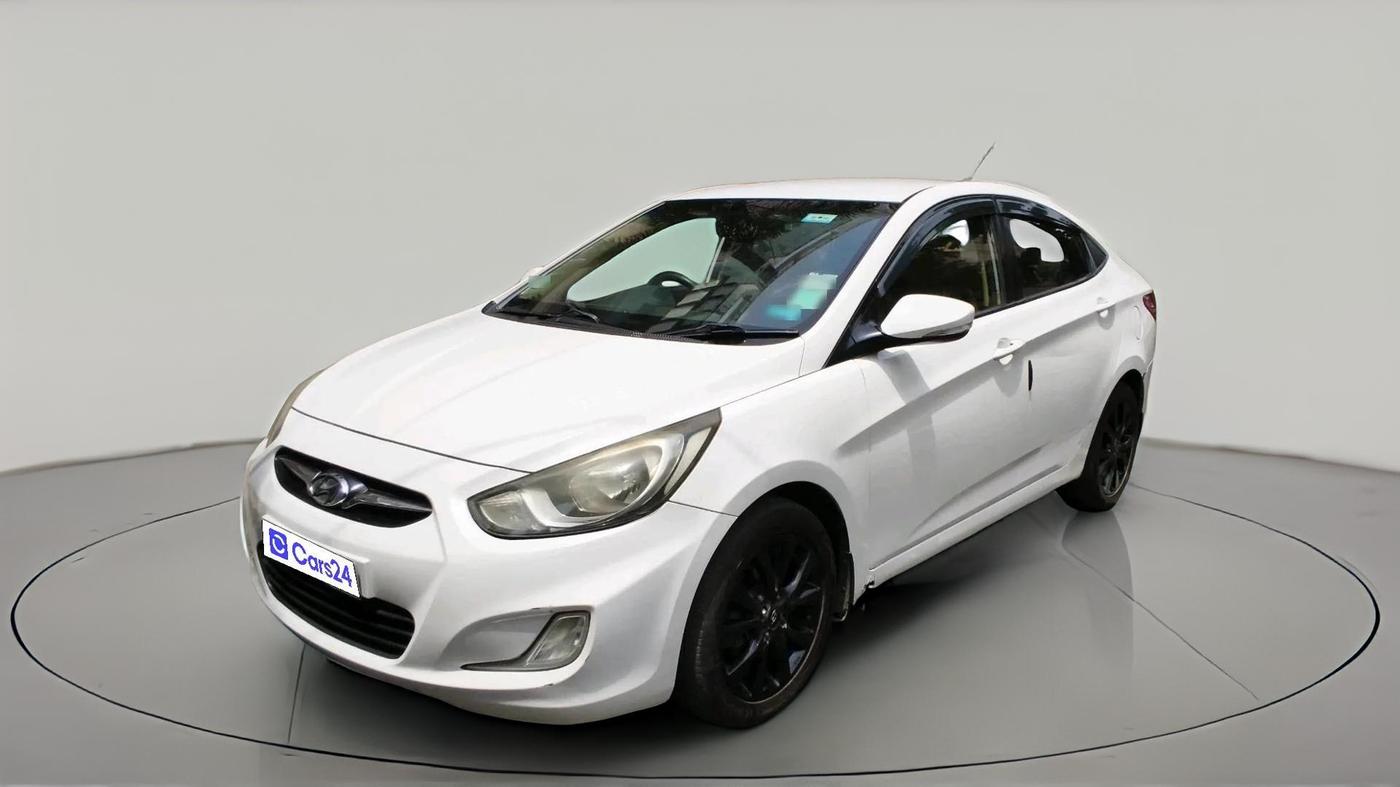 2013 Hyundai Verna FLUIDIC 1.6 CRDI SX, Diesel, Manual, 1,67,604 km, exterior