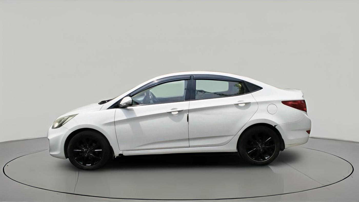 2013 Hyundai Verna FLUIDIC 1.6 CRDI SX, Diesel, Manual, 1,67,604 km, exterior