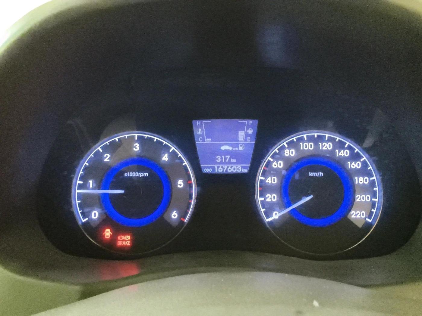 2013 Hyundai Verna FLUIDIC 1.6 CRDI SX, Diesel, Manual, 1,67,604 km, interior