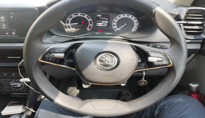 2021 Skoda KUSHAQ ACTIVE 1.0L TSI MT, Petrol, Manual, 29,700 km, interior