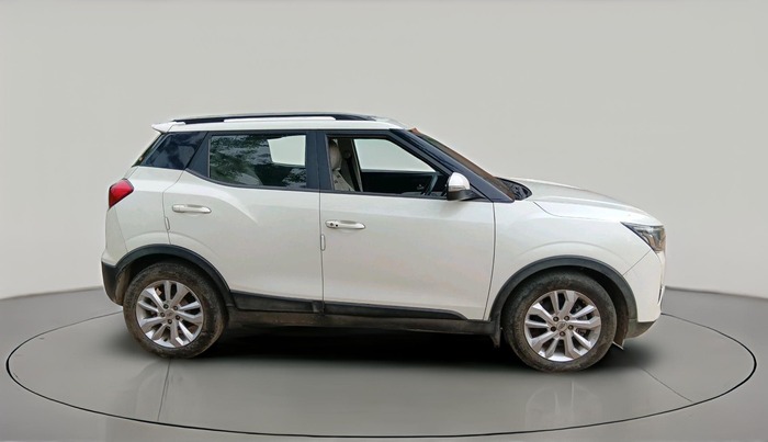 2020 Mahindra XUV300 W8 1.2 PETROL, Petrol, Manual, 1,12,367 km, exterior
