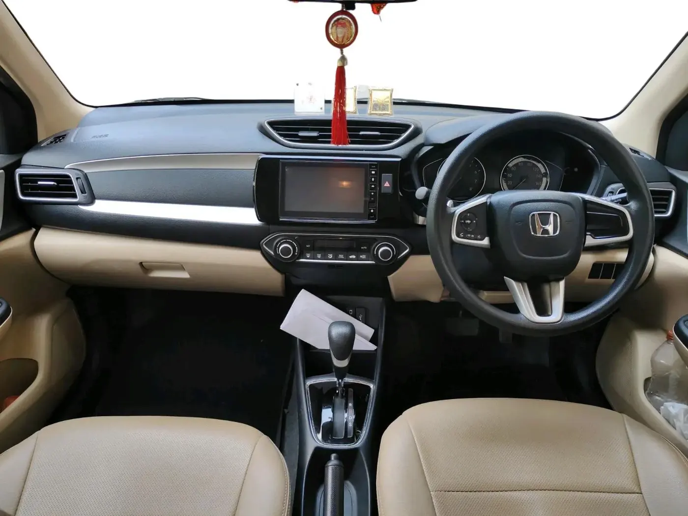 2023 Honda Amaze 1.2L I-VTEC VX CVT, Petrol, Automatic, 32,419 km, interior