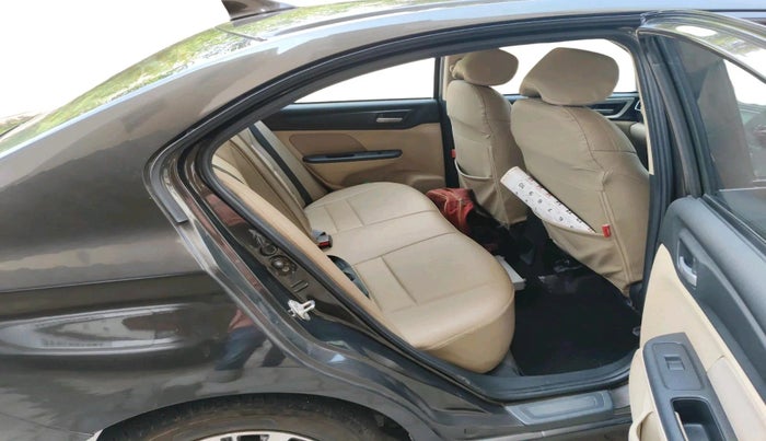 2023 Honda Amaze 1.2L I-VTEC VX CVT, Petrol, Automatic, 32,419 km, interior