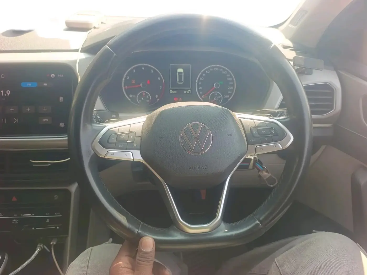 2022 Volkswagen TAIGUN HIGHLINE 1.0 TSI AT, Petrol, Automatic, 68,500 km, interior