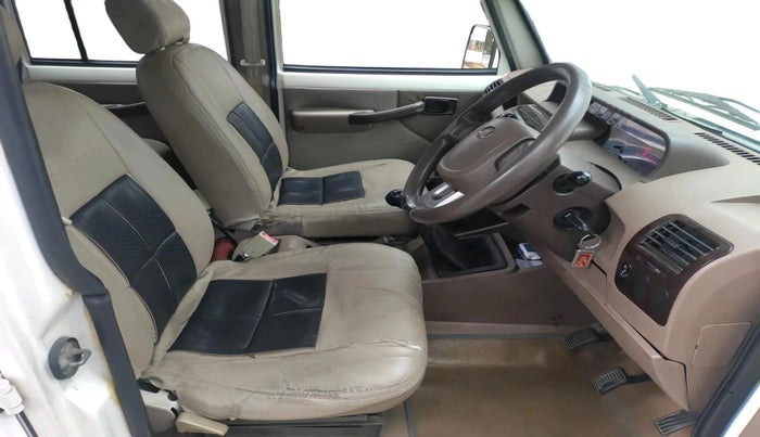 2018 Mahindra Bolero POWER PLUS SLX, Diesel, Manual, 87,401 km, interior