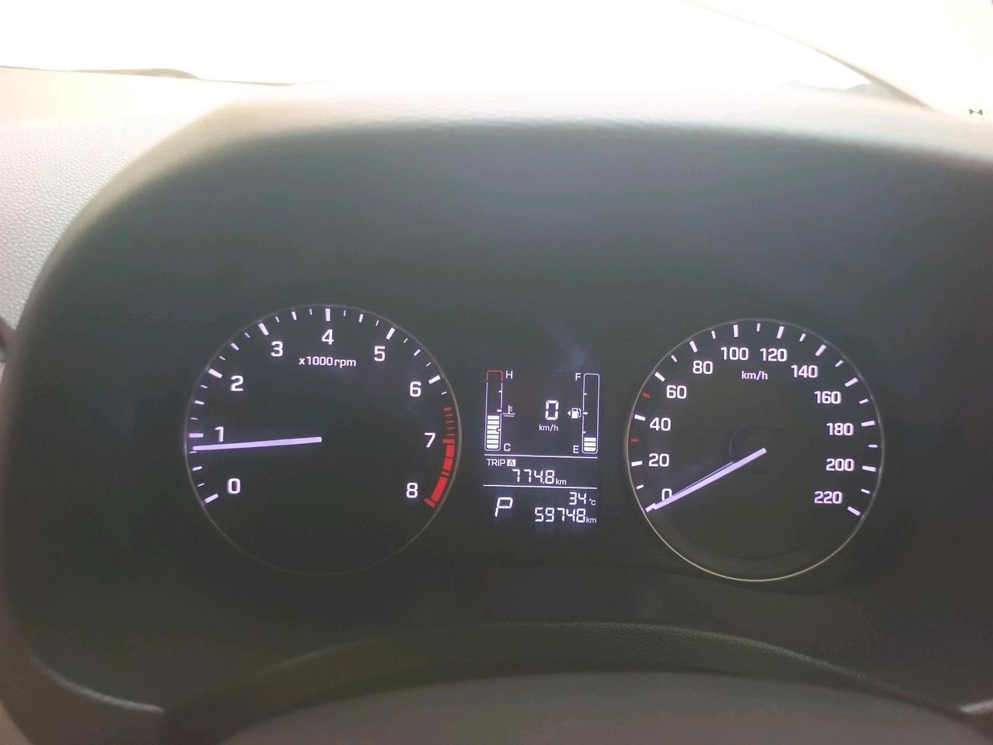 2017 Hyundai Creta SX PLUS 1.6 PETROL, Petrol, Manual, 59,748 km, interior