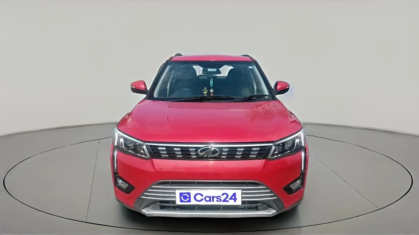 2021 Mahindra XUV300 W8 1.5 DIESEL, Diesel, Manual, 36,079 km, exterior