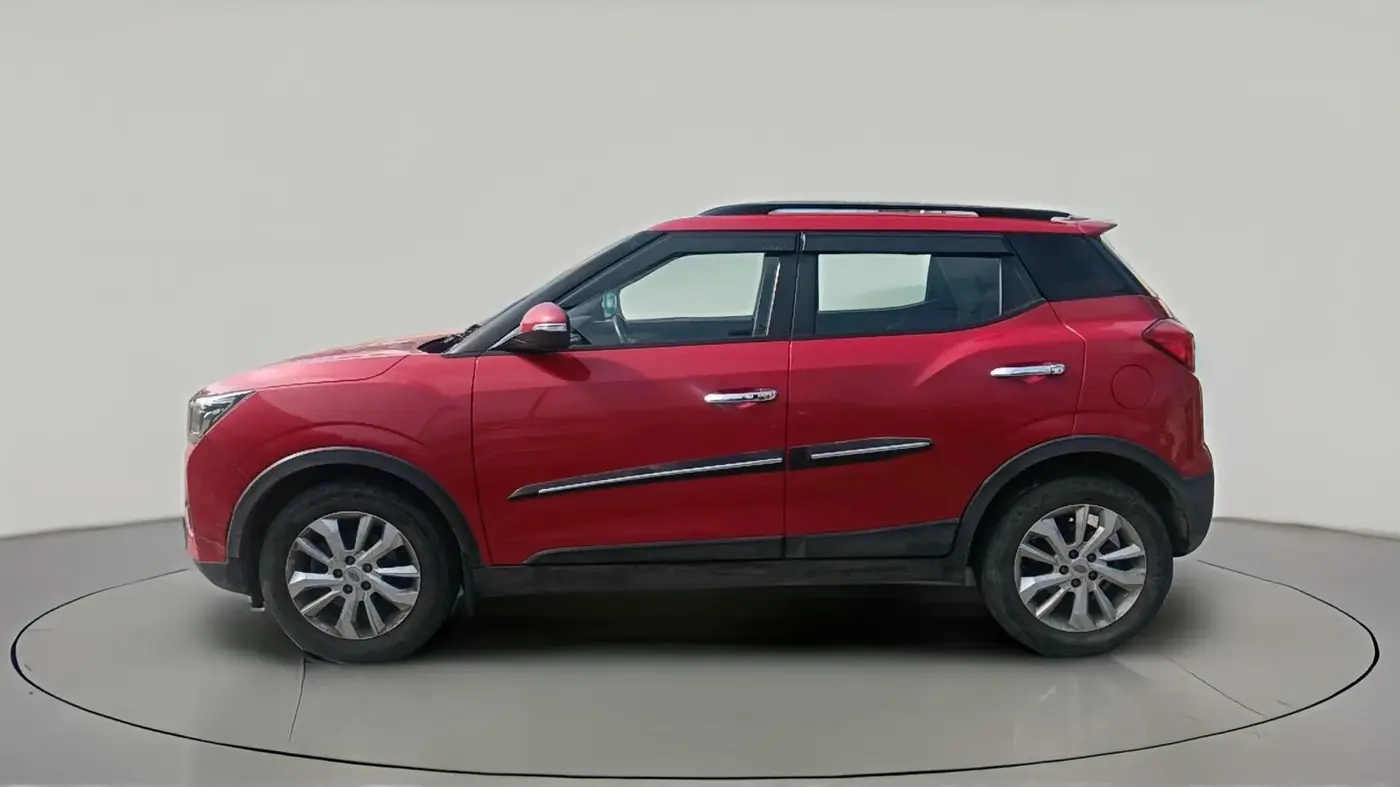 2021 Mahindra XUV300 W8 1.5 DIESEL, Diesel, Manual, 36,079 km, exterior