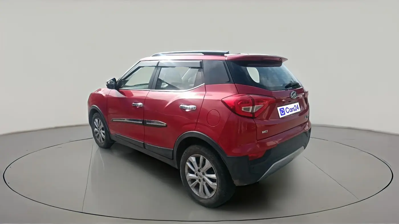 2021 Mahindra XUV300 W8 1.5 DIESEL, Diesel, Manual, 36,079 km, exterior