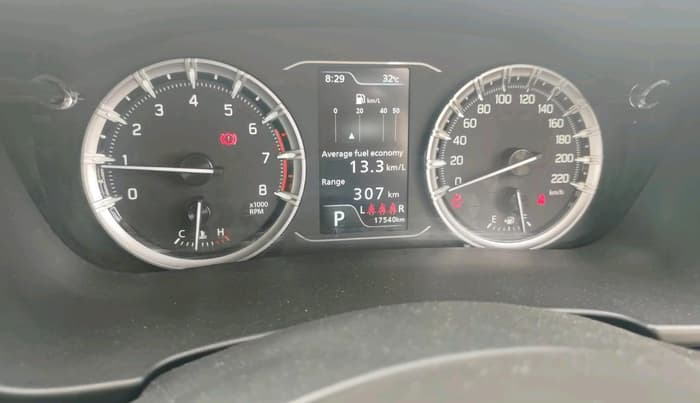 2024 Maruti Grand Vitara ALPHA SMART HYBRID AT, Petrol, Automatic, 17,540 km, interior