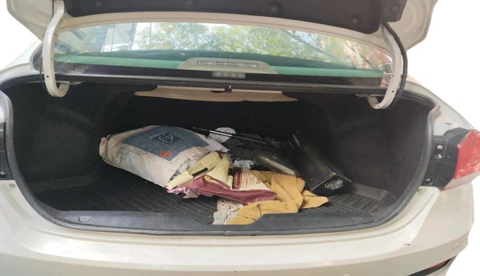 2023 Maruti Ciaz ZETA 1.5 SHVS MT PETROL, Petrol, Manual, 17,137 km, exterior