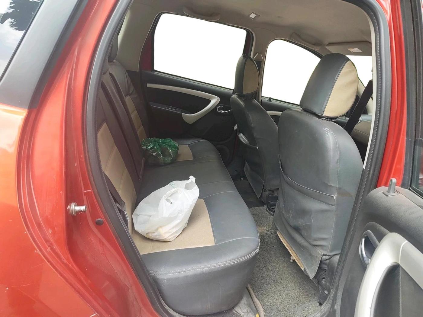 2018 Nissan Terrano  XL D Plus, Diesel, Manual, 1,30,533 km, interior