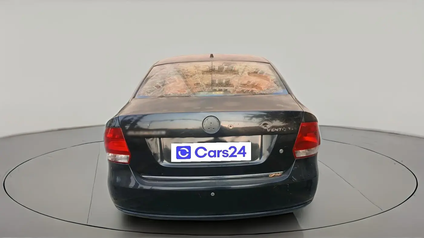 2010 Volkswagen Vento COMFORTLINE DIESEL 1.6, Diesel, Manual, 1,98,692 km, exterior