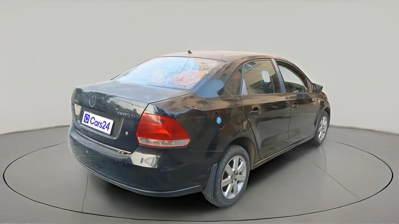 2010 Volkswagen Vento COMFORTLINE DIESEL 1.6, Diesel, Manual, 1,98,692 km, exterior