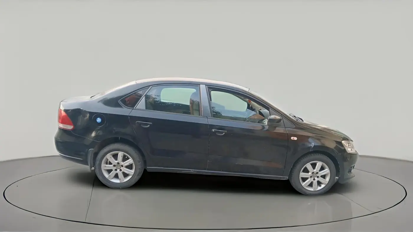 2010 Volkswagen Vento COMFORTLINE DIESEL 1.6, Diesel, Manual, 1,98,692 km, exterior