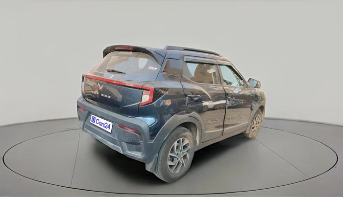 2025 Mahindra XUV 3XO AX5L 1.2 TGDi, Petrol, Manual, 11,986 km, exterior