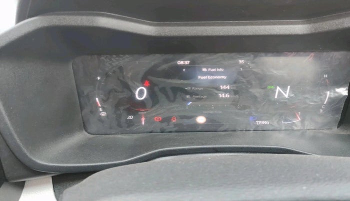 2025 Mahindra XUV 3XO AX5L 1.2 TGDi, Petrol, Manual, 11,986 km, interior