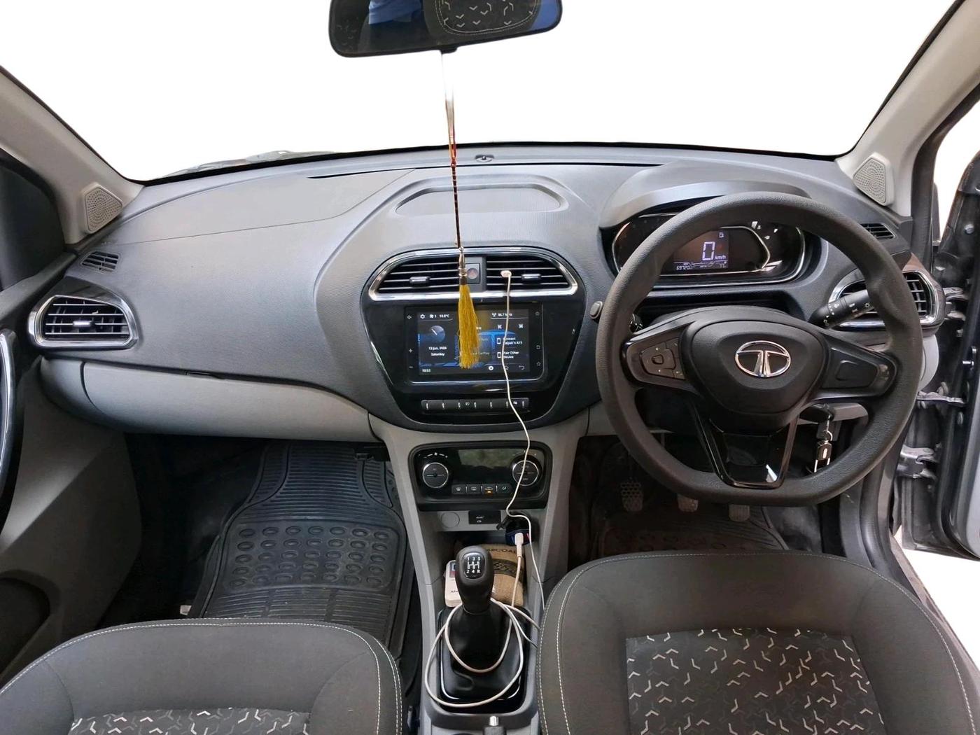 2020 Tata Tiago XZ PLUS PETROL, Petrol, Manual, 69,720 km, interior