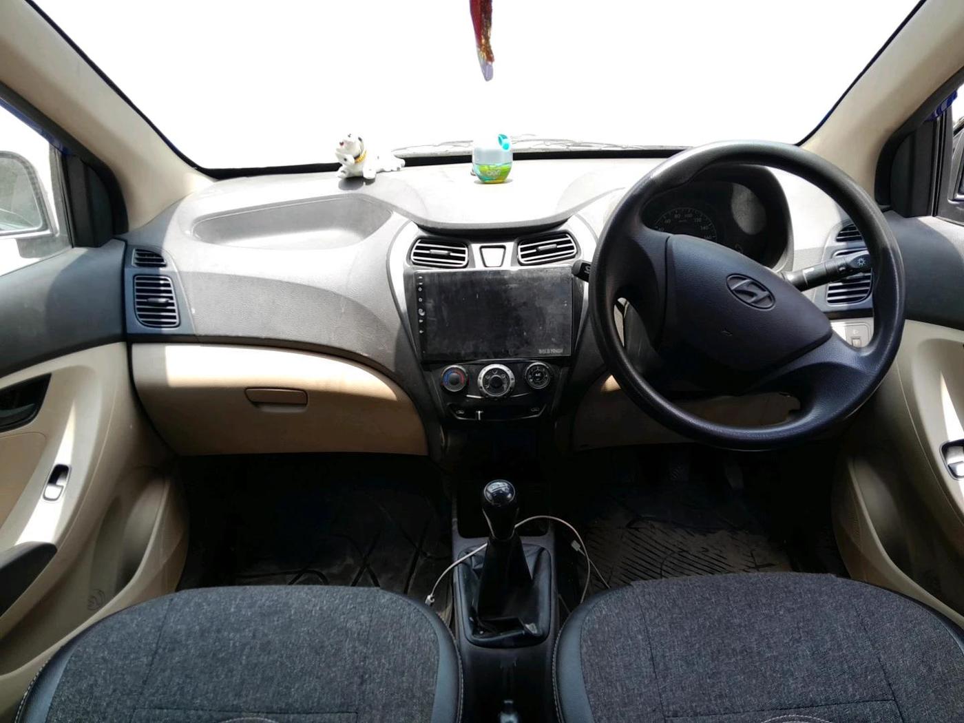2013 Hyundai Eon ERA +, Petrol, Manual, 69,672 km, interior