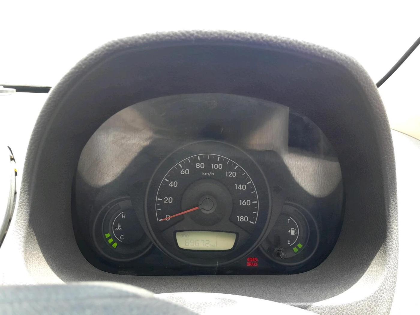 2013 Hyundai Eon ERA +, Petrol, Manual, 69,672 km, interior