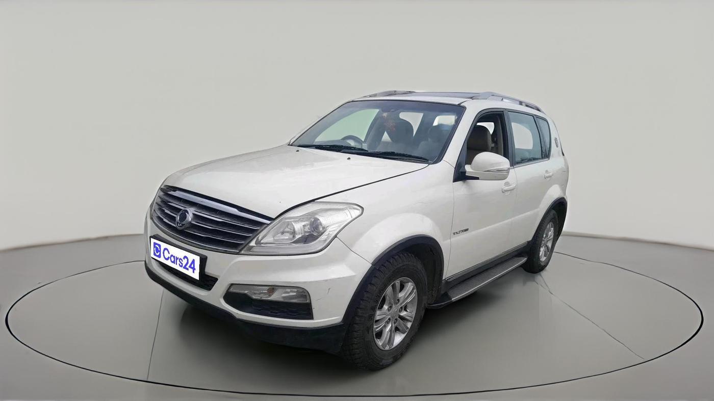 2014 Ssangyong Rexton RX7, Diesel, Automatic, 1,15,420 km, exterior