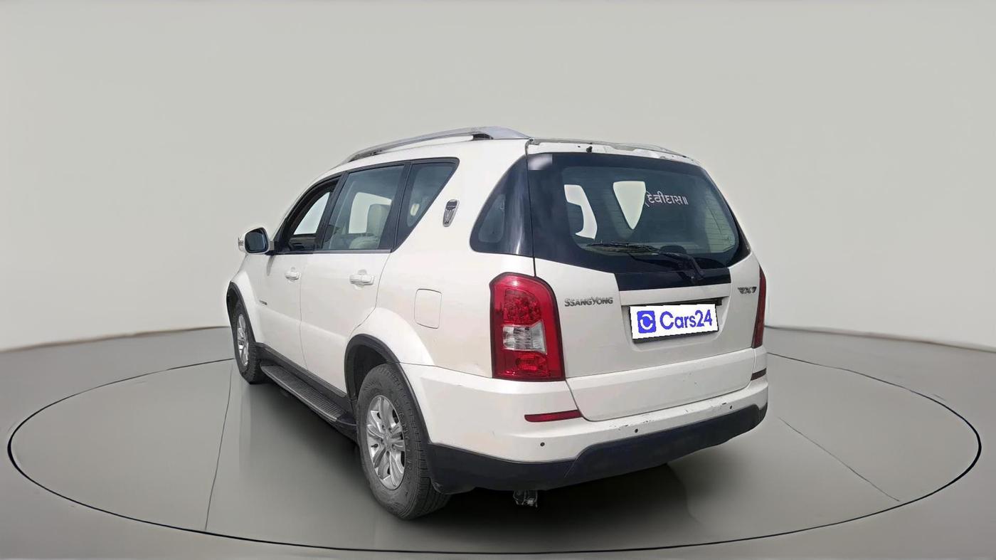 2014 Ssangyong Rexton RX7, Diesel, Automatic, 1,15,420 km, exterior