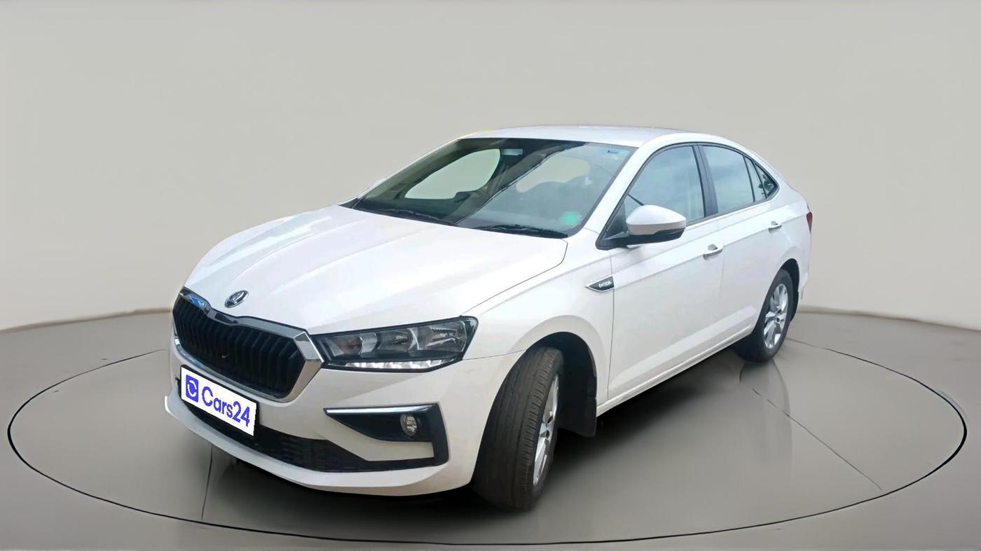 2022 Skoda SLAVIA AMBITION 1.0L TSI MT, Petrol, Manual, 40,610 km, exterior