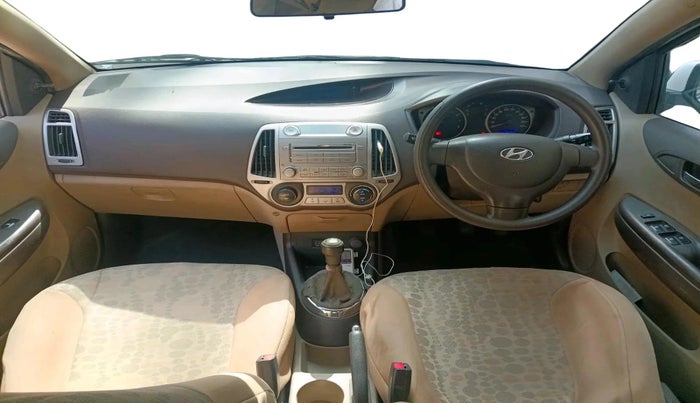 2011 Hyundai i20 MAGNA 1.2, Petrol, Manual, 74,497 km, interior
