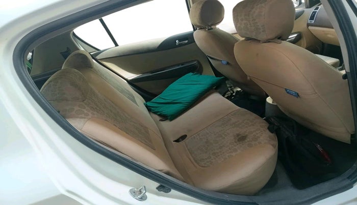 2011 Hyundai i20 MAGNA 1.2, Petrol, Manual, 74,497 km, interior