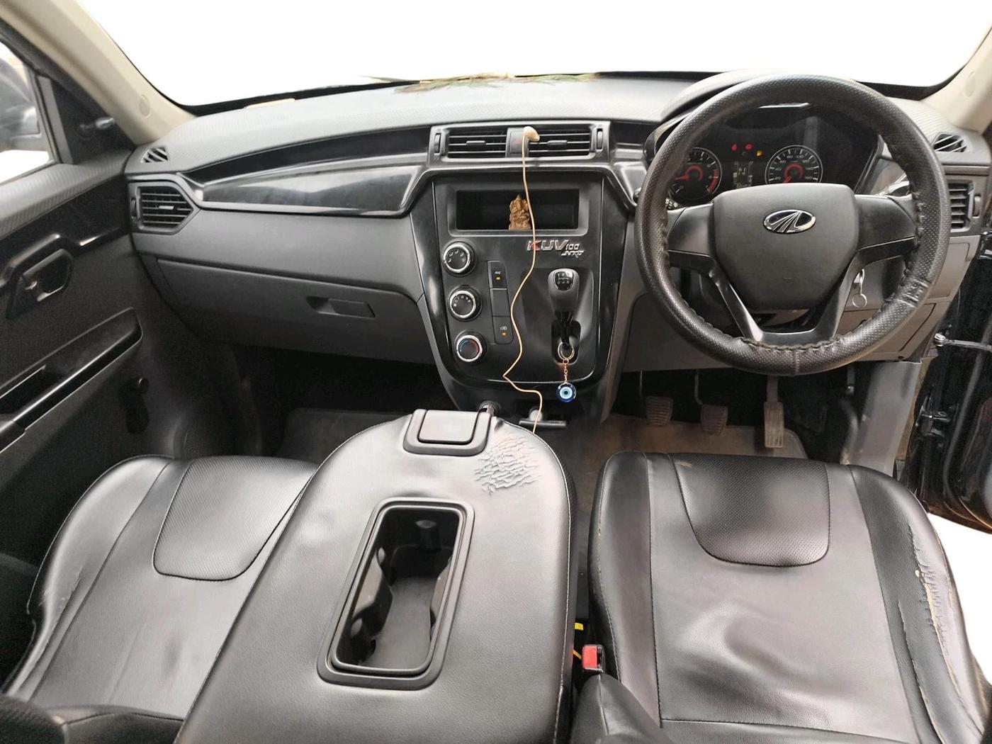 2018 Mahindra KUV 100 NXT K2 P 6 STR, Petrol, Manual, 66,452 km, interior