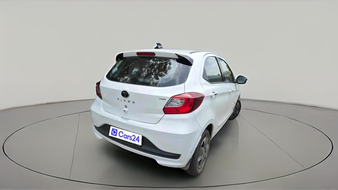 2025 Tata Tiago XZA iCNG, CNG, Automatic, 24,090 km, exterior