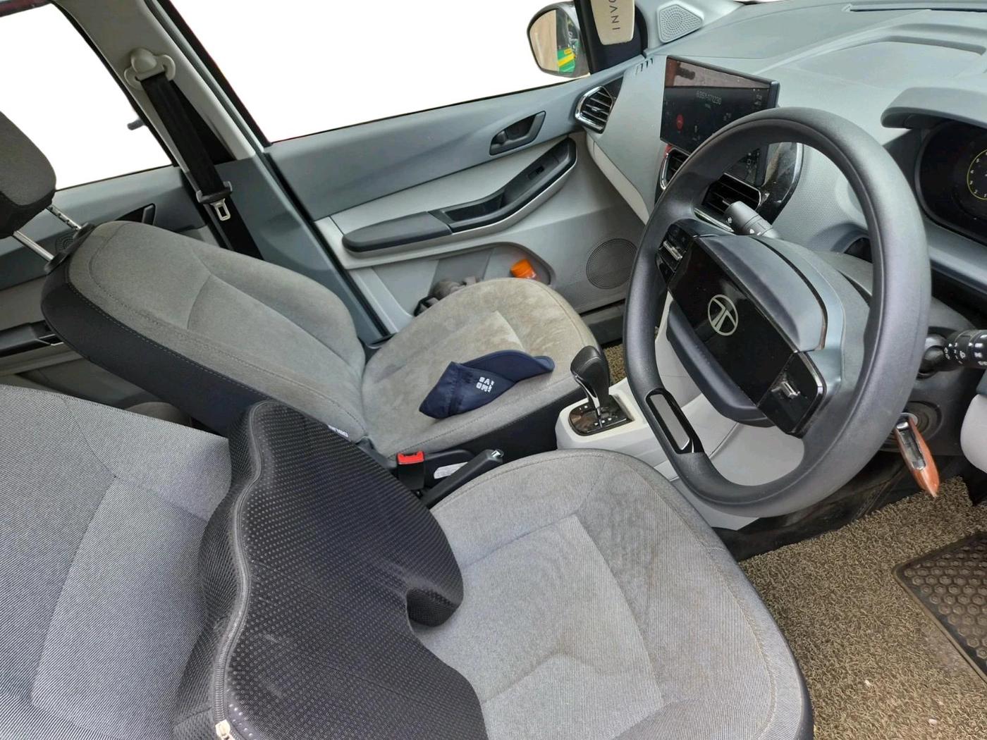2025 Tata Tiago XZA iCNG, CNG, Automatic, 24,090 km, interior