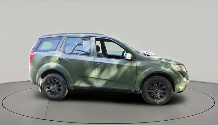 2015 Mahindra XUV500 W8, Diesel, Manual, 1,56,988 km, exterior