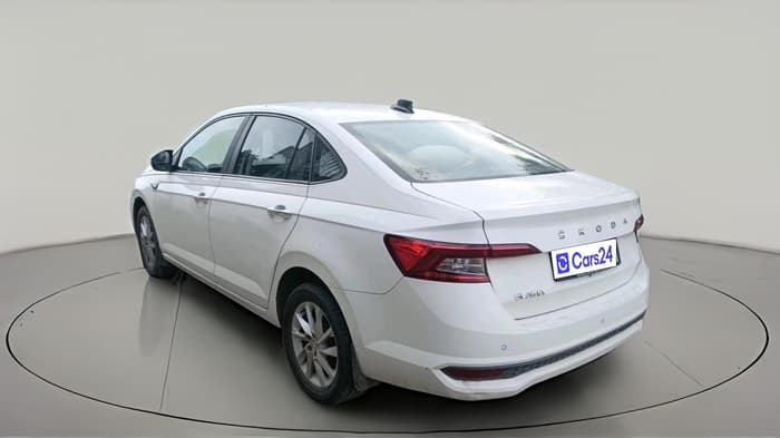 2022 Skoda SLAVIA AMBITION 1.0L TSI MT, Petrol, Manual, 1,75,045 km, exterior