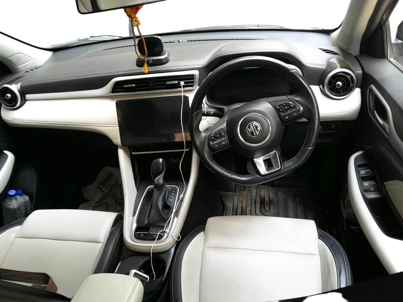 2022 MG ASTOR SHARP 1.5 CVT, Petrol, Automatic, 39,718 km, interior