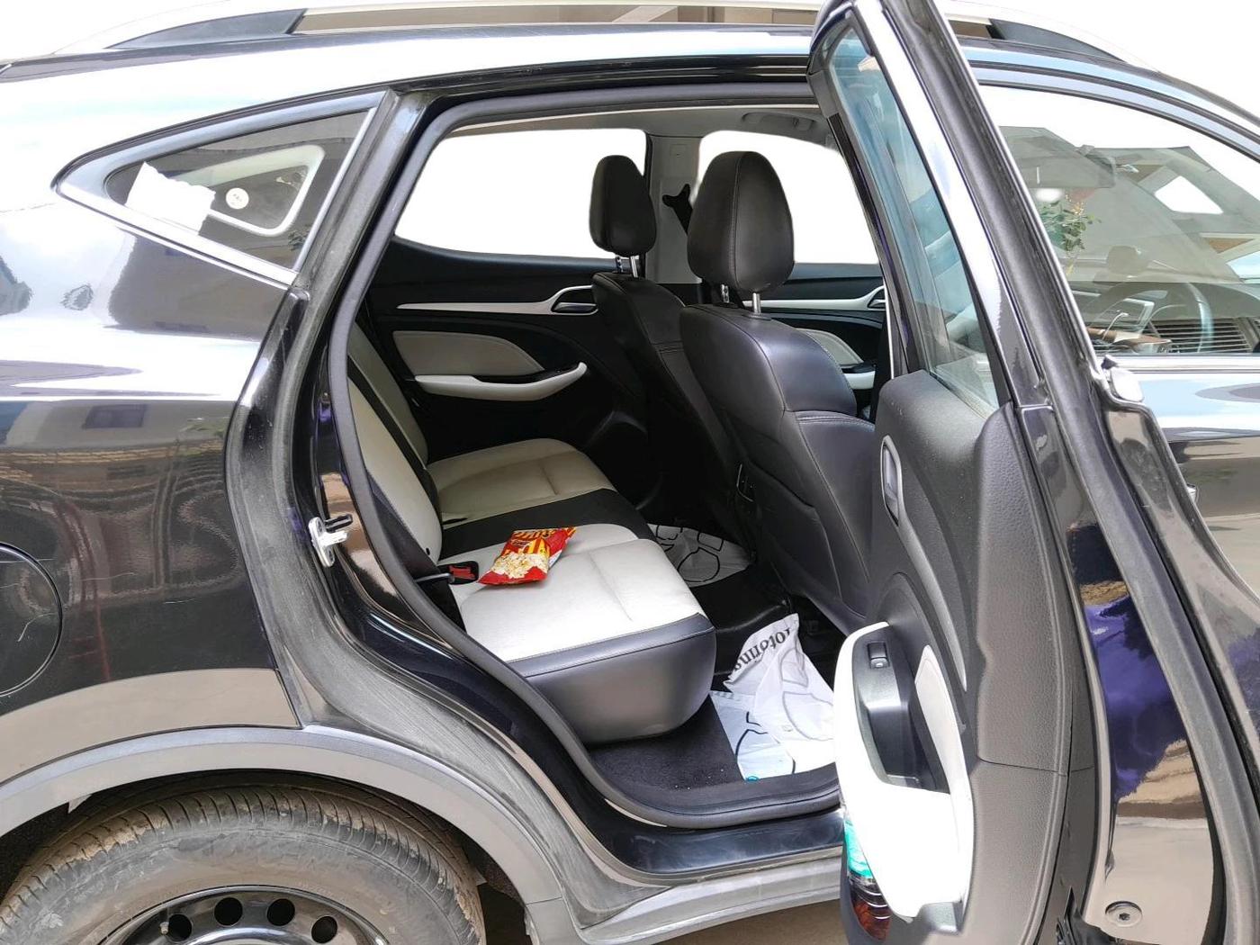 2022 MG ASTOR SHARP 1.5 CVT, Petrol, Automatic, 39,718 km, interior